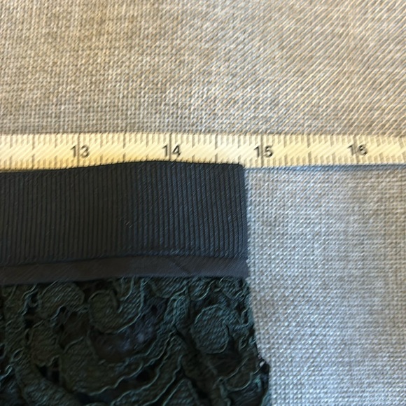 Beautiful HALLHUBER Dark Green Lace skirt, Sz 10. European brand. - Picture 7 of 11